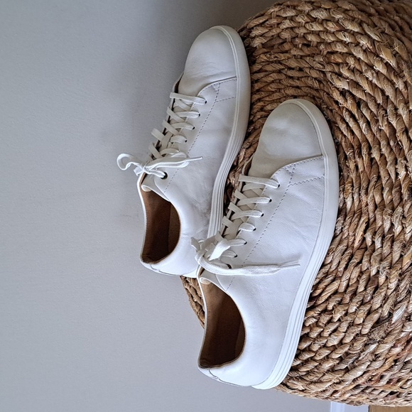 Cole Haan Mens Grand OS Classic Off-White Leather Athleisure/Casual Sneakers S-8 - Picture 1 of 9